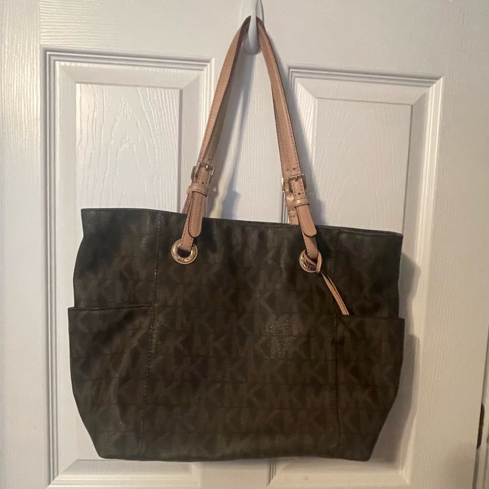 GUC Michael Kors brown bag